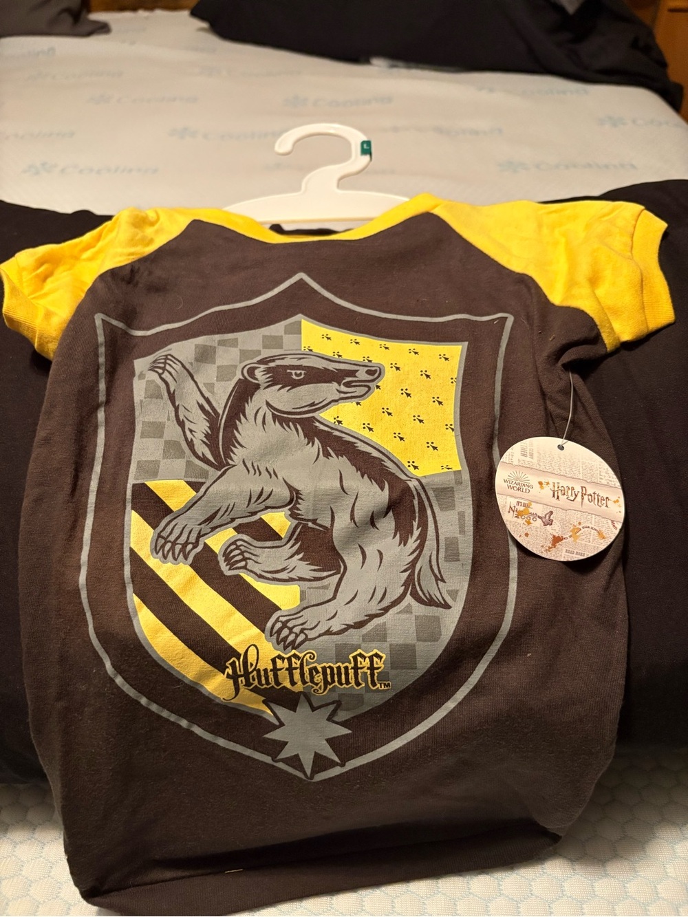 Warner Bros. Hufflepuff Dog Tee - Black & Yellow
